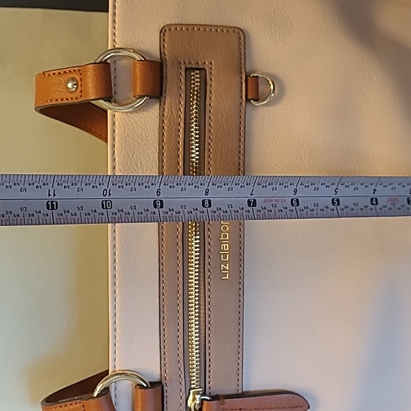 Hand bag - Picture 3 of 10